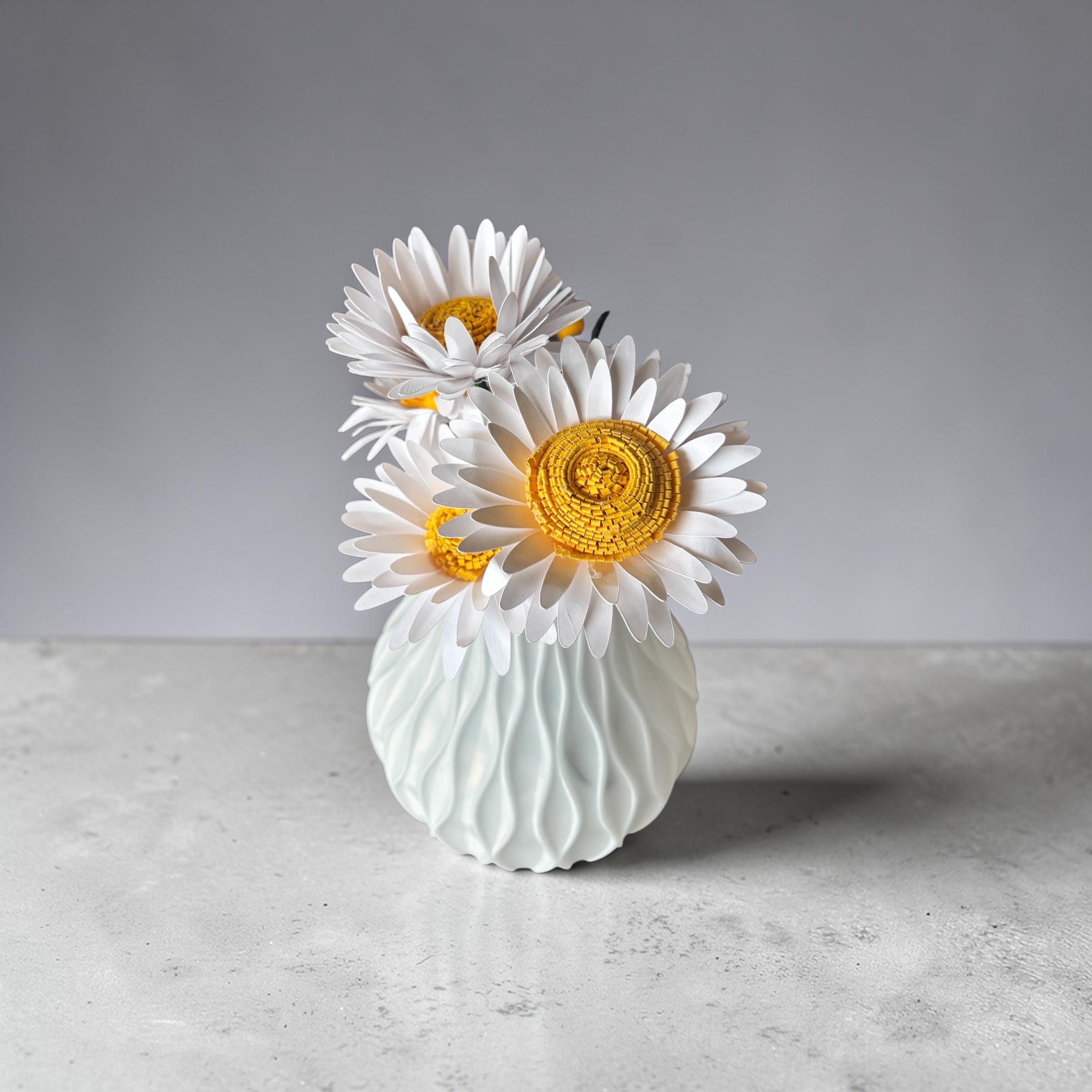 Handcrafted Paper Daisy Bouquet in Textured Ceramic-Style Vase