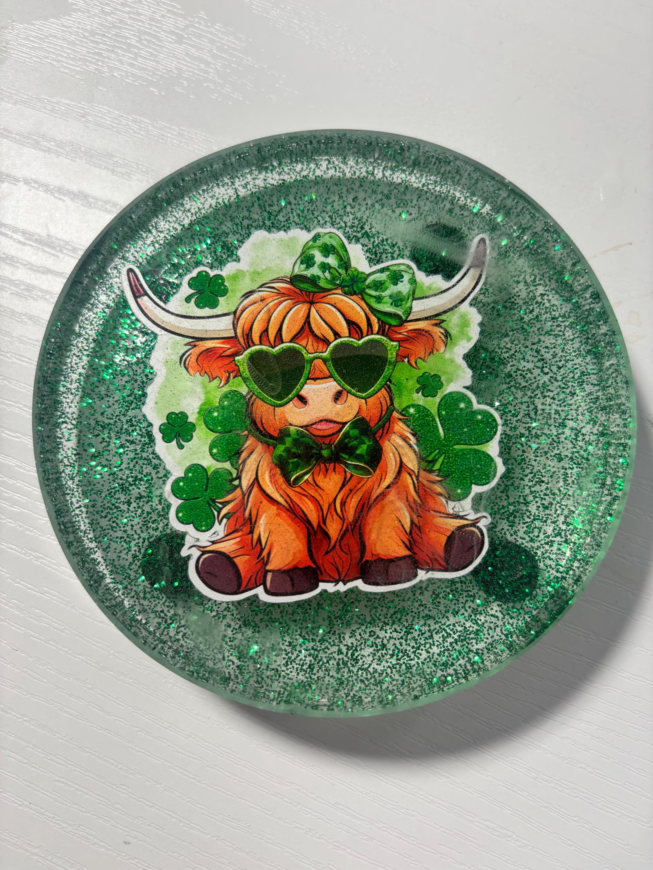 Highland Cow St. Patrick’s Glitter Coaster – Handmade Resin Drink Coaster set of 4