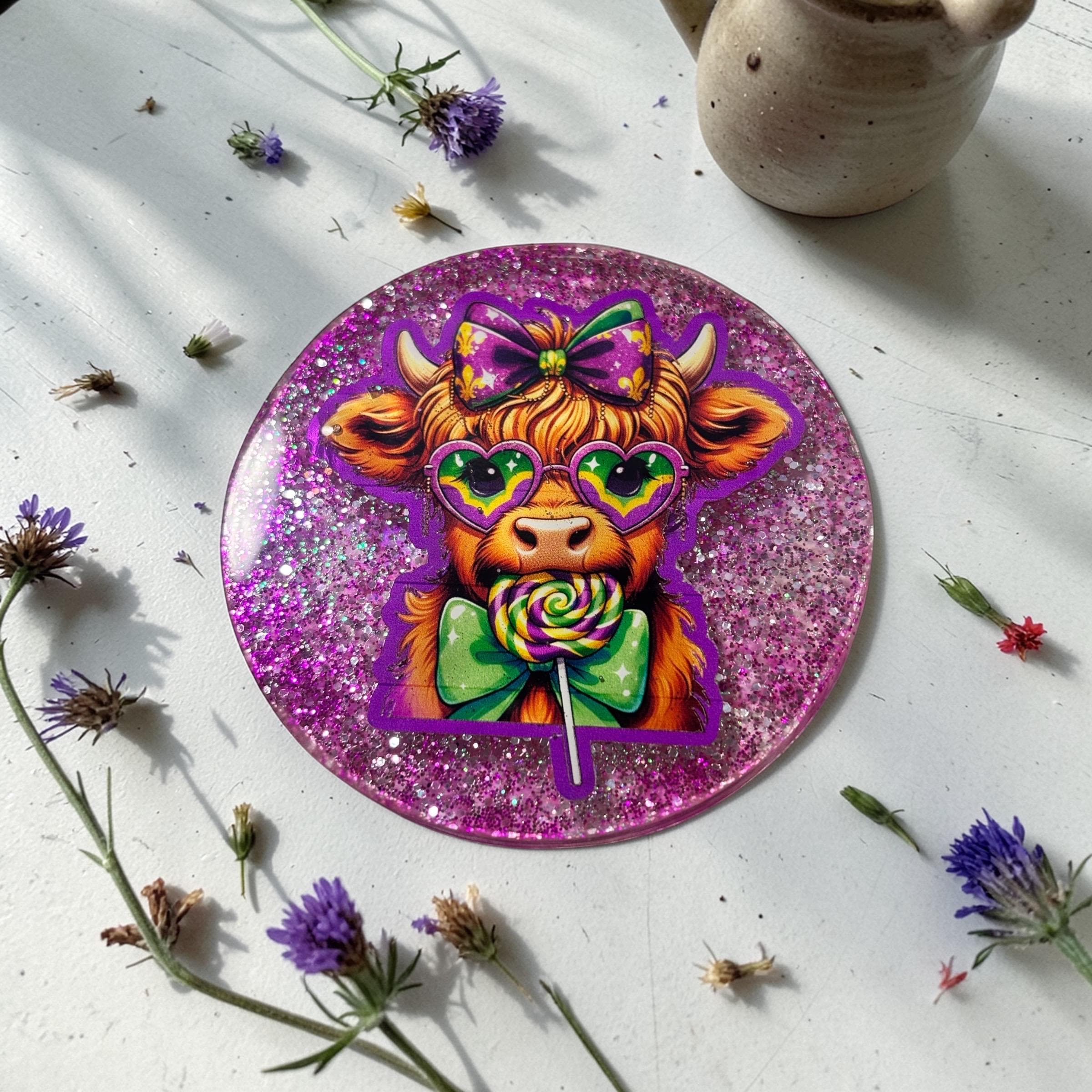 Highland Cow Mardi Gras Glitter Coaster – Handmade Resin Drink Coaster set of 4